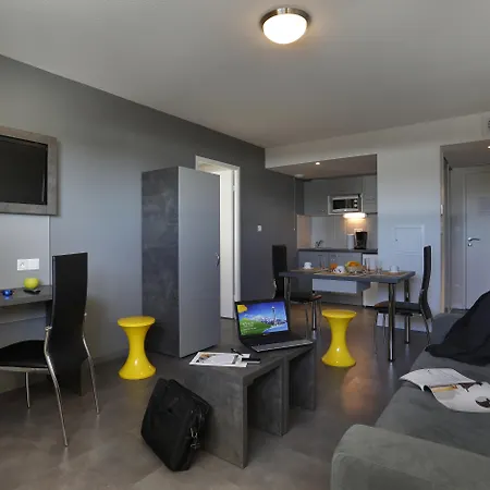 Vacancéole - Le Terral - Montpellier Sud 3*
