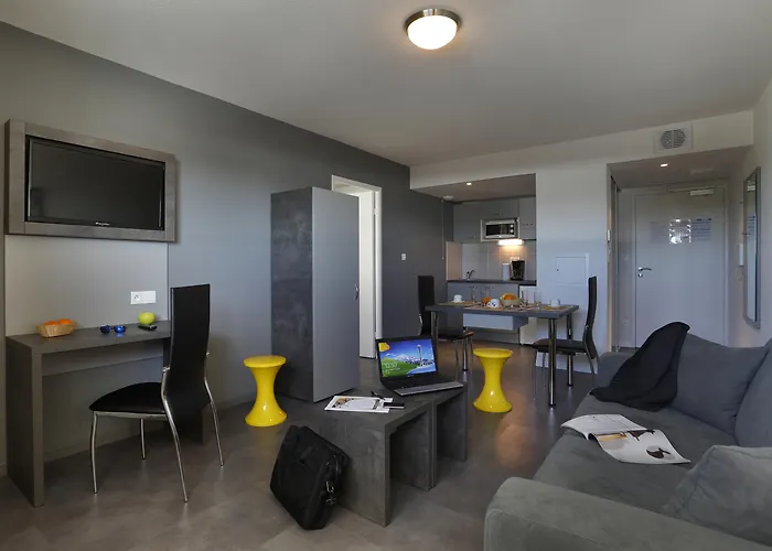 Vacanceole - Le Terral - Montpellier Sud 3*